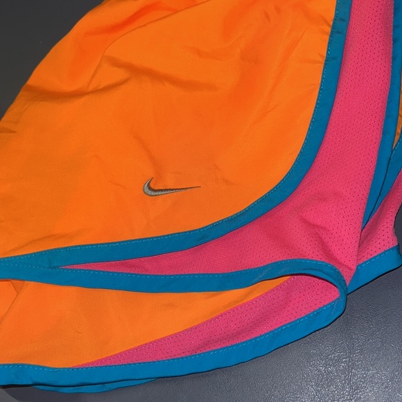 ✔️Nike Shorts - Picture 2 of 6